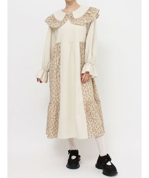 merry jenny（メリージェニー）の「キリカエflowerフリルワンピース（ワンピース・レディース・ライトブルー/ベージュ/ブラック・FREE）」の13枚目の写真