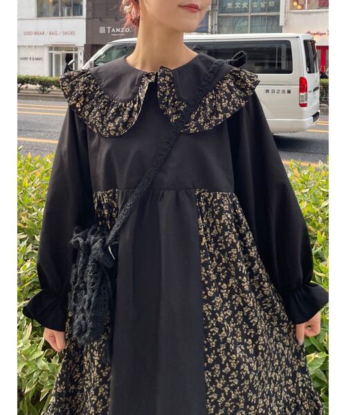 merry jenny（メリージェニー）の「キリカエflowerフリルワンピース（ワンピース・レディース・ライトブルー/ベージュ/ブラック・FREE）」の2枚目の写真