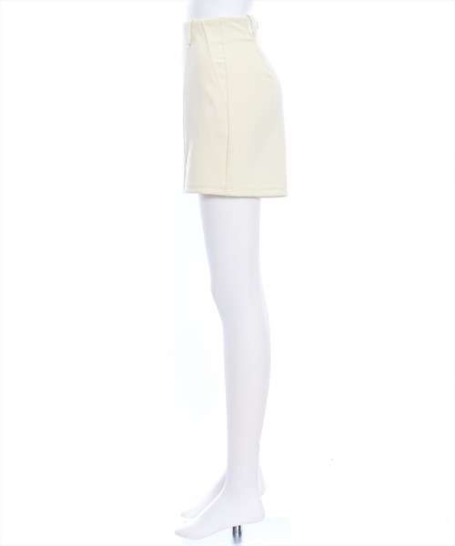 clear（クリア）の「タイトショートパンツ≪2024SS≫（その他パンツ・レディース・ブラック/アイボリー・S/M）」の8枚目の写真