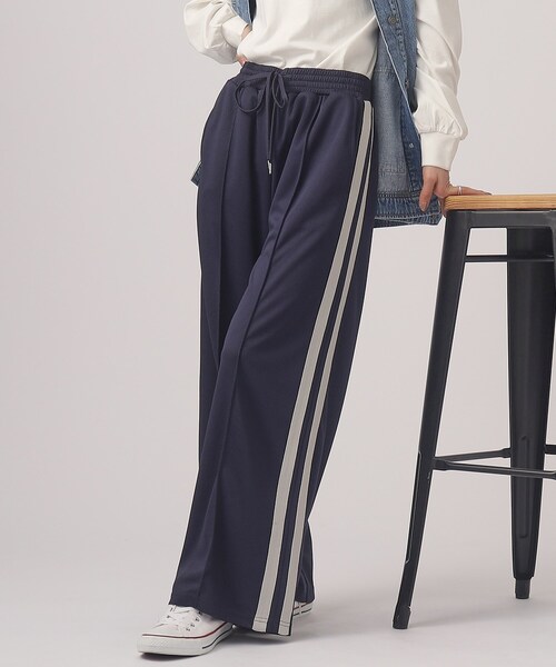 Cutie Blonde(キューティーブロンド)の「◆【セットアップ可】ライン入り トラックワイドパンツ(その他パンツ・レディース・グレー/ネイビー/ブラック・02/03/04)」の1枚目の写真