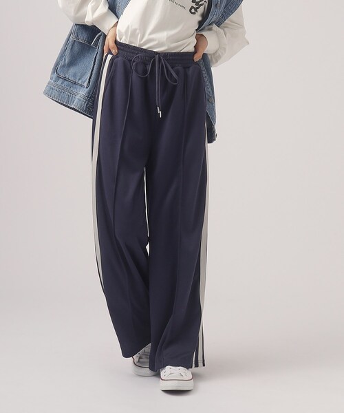 Cutie Blonde(キューティーブロンド)の「◆【セットアップ可】ライン入り トラックワイドパンツ(その他パンツ・レディース・グレー/ネイビー/ブラック・02/03/04)」の9枚目の写真