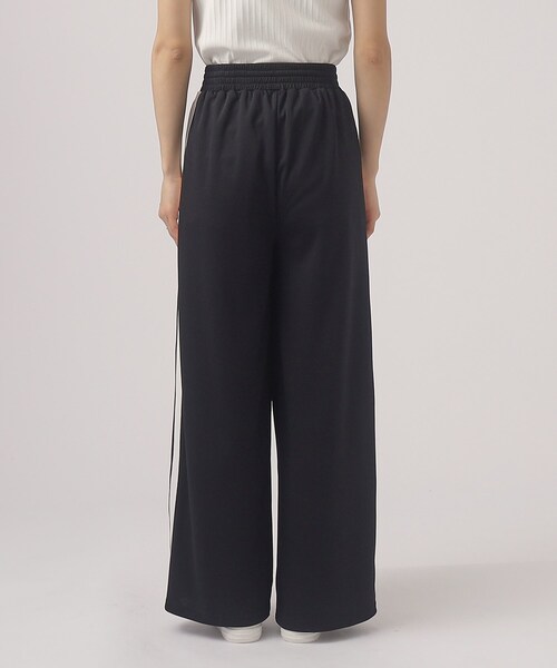 Cutie Blonde(キューティーブロンド)の「◆【セットアップ可】ライン入り トラックワイドパンツ(その他パンツ・レディース・グレー/ネイビー/ブラック・02/03/04)」の18枚目の写真