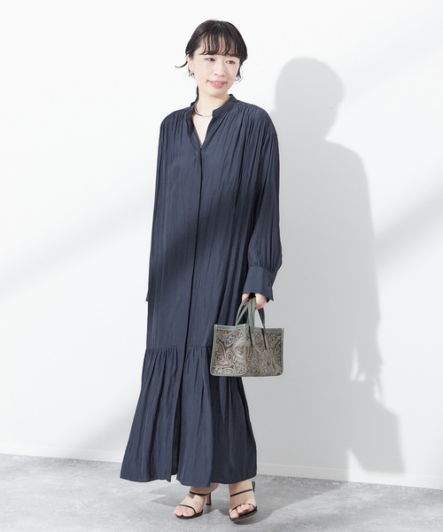 journal standard L'essage（ジャーナルスタンダードレサージュ）の「《追加2》ストライプ/デシンマキシティアードワンピース（ワンピース・レディース・ブラック系その他/ネイビー/イエロー・FREE）」の7枚目の写真