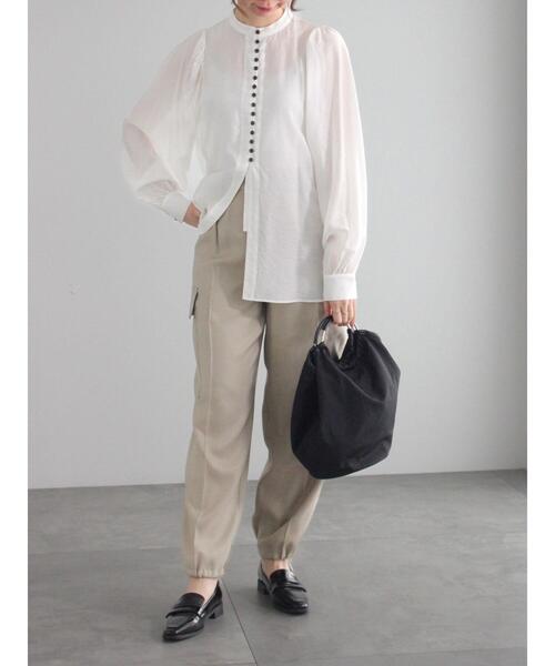 Te chichi（テチチ）の「フロントメニーボタンブラウス（シャツ/ブラウス・レディース・オフホワイト/チャコールグレー/イエロー・F）」の8枚目の写真