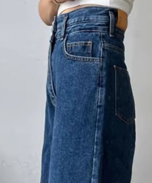 COCOMOMO(ココモモ)の「ワイドデニムパンツ ハイウエストダブルボタン(デニムパンツ・レディース・ダークブルー/ブラック・S/M/L)」の8枚目の写真