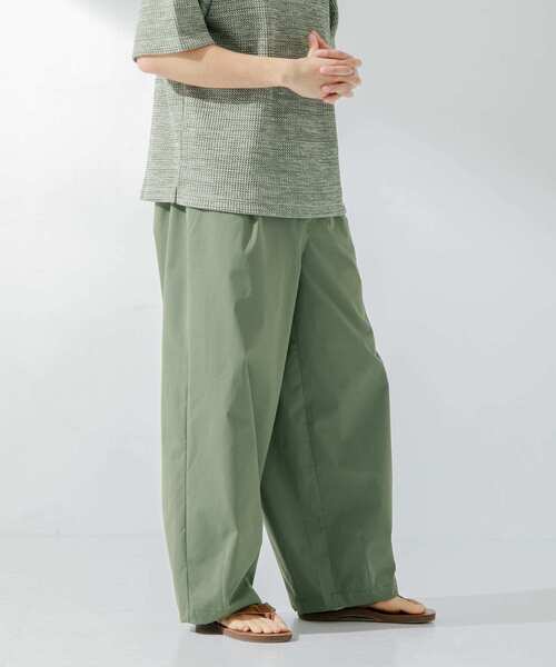 URBAN RESEARCH Sonny Label(アーバンリサーチサニーレーベル)の「『吸水速乾/接触冷感/イージーケア』マルチ機能バルーンパンツ(その他パンツ・メンズ・カーキ/ブラック/ベージュ・LARGE/MEDIUM)」の3枚目の写真