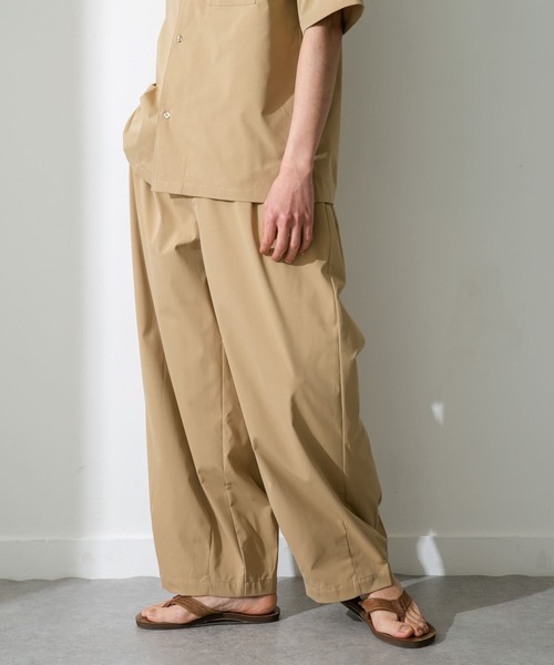 URBAN RESEARCH Sonny Label(アーバンリサーチサニーレーベル)の「『吸水速乾/接触冷感/イージーケア』マルチ機能バルーンパンツ(その他パンツ・メンズ・カーキ/ブラック/ベージュ・LARGE/MEDIUM)」の5枚目の写真