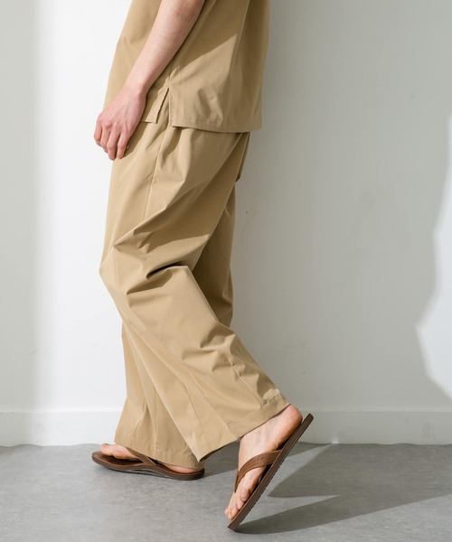 URBAN RESEARCH Sonny Label(アーバンリサーチサニーレーベル)の「『吸水速乾/接触冷感/イージーケア』マルチ機能バルーンパンツ(その他パンツ・メンズ・カーキ/ブラック/ベージュ・LARGE/MEDIUM)」の6枚目の写真
