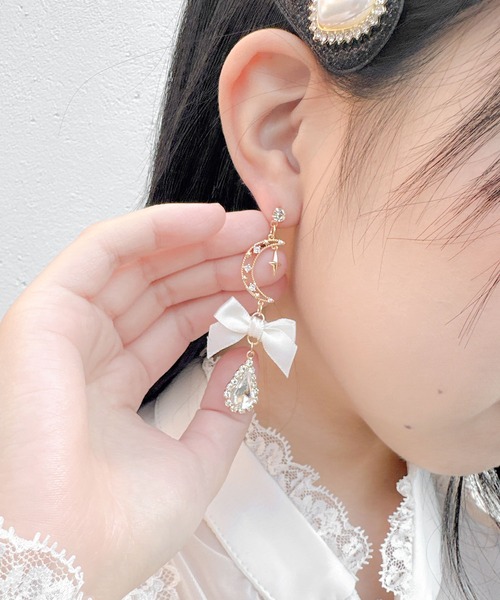 クリスタルムーンリボンピアス（ピアス（両耳用））｜couture BY