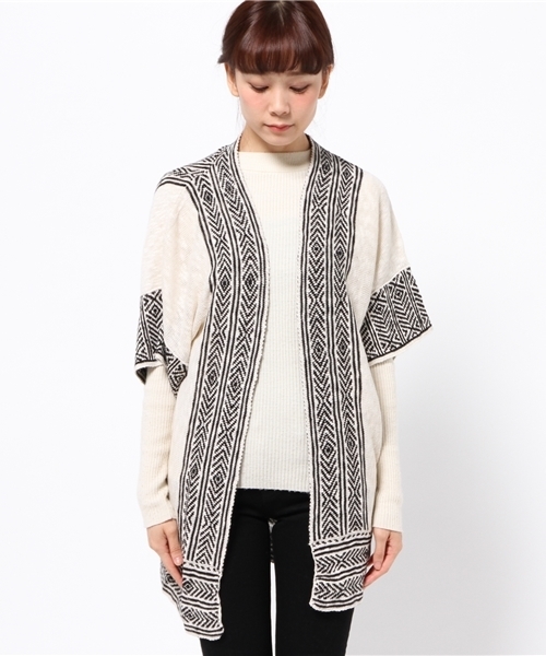 SEVENDAYS=SUNDAY（セブンデイズサンデイ）の「綿麻スラブ　ジャカードトッパーカーディガン（カーディガン/ボレロ・レディース・ネイビー/オフホワイト/グレー・FREE）」の4枚目の写真