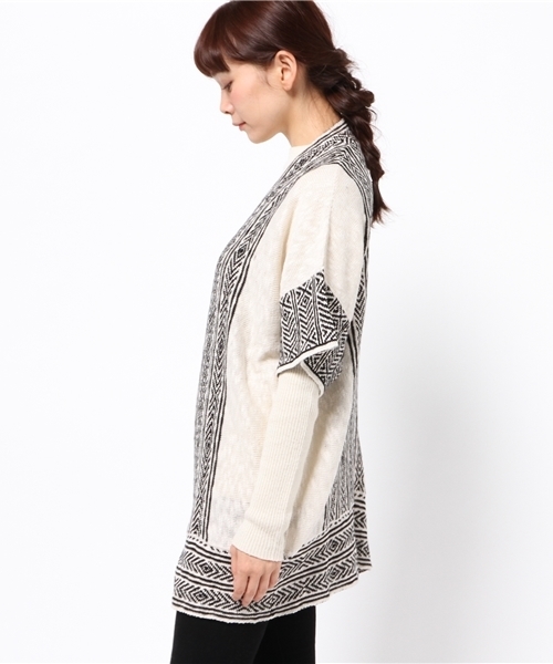 SEVENDAYS=SUNDAY（セブンデイズサンデイ）の「綿麻スラブ　ジャカードトッパーカーディガン（カーディガン/ボレロ・レディース・ネイビー/オフホワイト/グレー・FREE）」の5枚目の写真