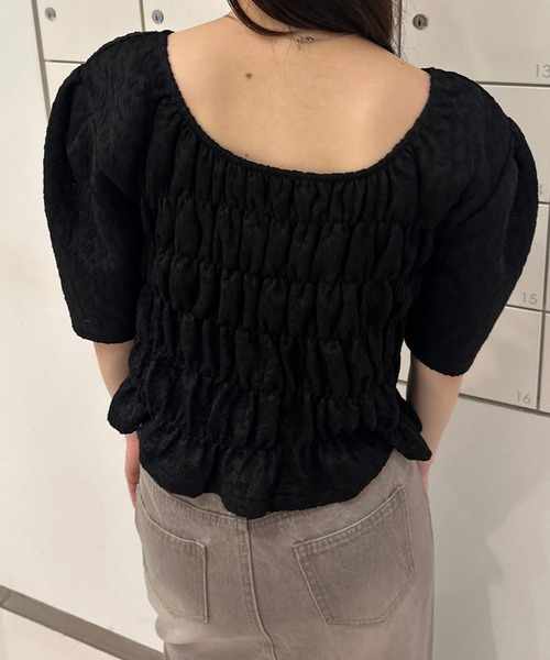 solleim（ソルレム）の「シャーリングパフスリーブブラウス（シャツ/ブラウス・レディース・ブラック/オフホワイト・M）」の13枚目の写真