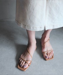 mirem（ミレム）の「Asymmetry cross sandals（サンダル）」