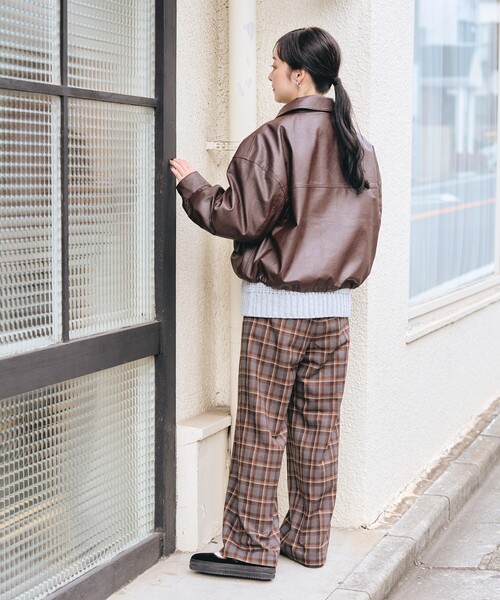 FREAK'S STORE（フリークスストア）の「フェイクレザー ショートブルゾン（ブルゾン・レディース・ブラウン/ブラック/オフホワイト・ﾌﾘ-）」の7枚目の写真