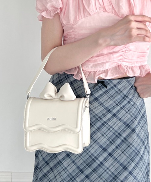 Loueme(ルエム)の「トップリボン2WAYショルダーバッグ(ショルダーバッグ・レディース・ピンク/シルバー/アイボリー/ブラック・FREE)」の15枚目の写真