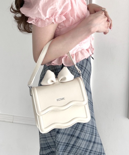 Loueme(ルエム)の「トップリボン2WAYショルダーバッグ(ショルダーバッグ・レディース・ピンク/シルバー/アイボリー/ブラック・FREE)」の16枚目の写真