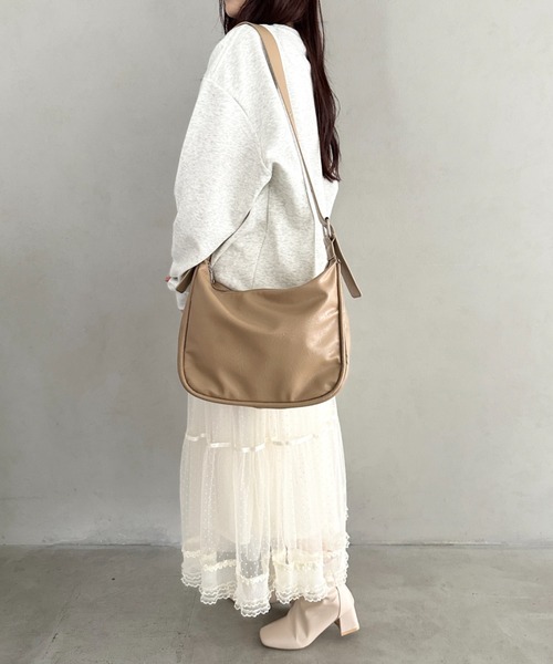 セール】A4収納可 PUショルダーバッグ ユニセックス（ショルダーバッグ