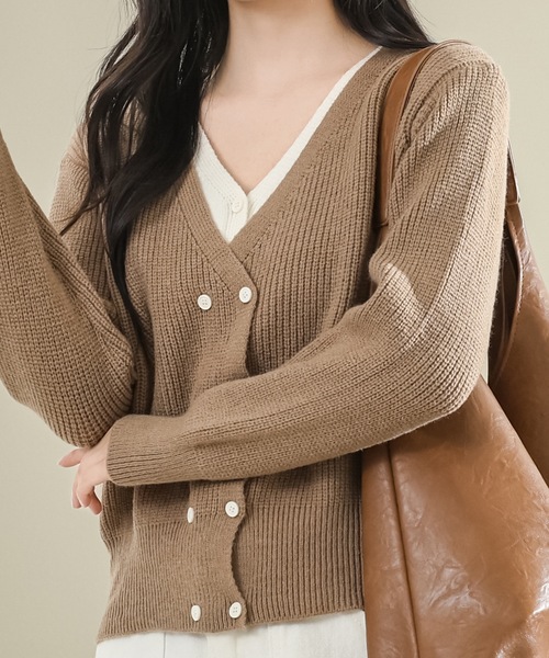 Lace Ladies（レースレディース）の「フェイクレイヤード ダブルボタン Vネック ニット カーディガン（カーディガン/ボレロ・レディース・ミント/モカ/ピンク/ブラック/グレー・FREE）」の4枚目の写真