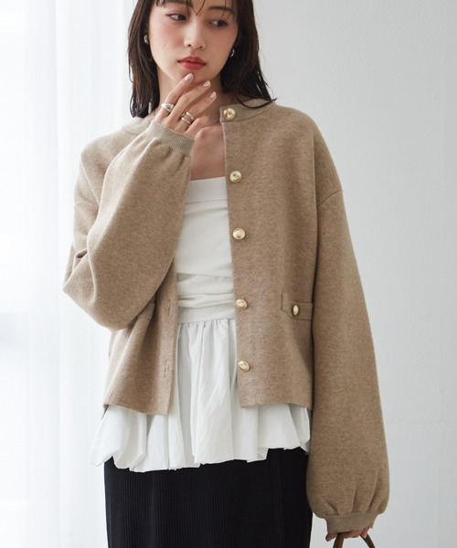 RANAN（ラナン）の「ゴールド調ボタンニットカーデ（カーディガン/ボレロ・レディース・アイボリー/ブラック/グレー/レッド/ホワイト×ブラック/ブラウン/ネイビー/ピンクベージュ/チャコール/ベージュ・L/M/LL）」の7枚目の写真