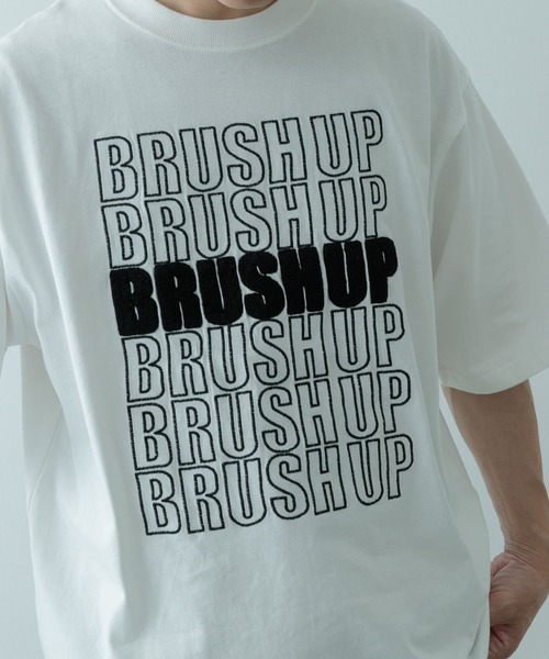 ITEMS URBANRESEARCH（アイテムズ アーバンリサーチ）の「サガラ刺繍 Tシャツ Brush Up（Tシャツ/カットソー・メンズ・ブラック/ホワイト・MEDIUM/LARGE）」の2枚目の写真