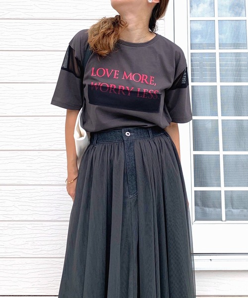 Q（キュー）の「ロゴチュールT（Tシャツ/カットソー・レディース・ホワイト/チャコールグレー・MEDIUM）」の9枚目の写真