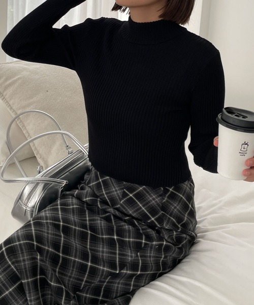 WEGO（ウィゴー）の「WEGO/リブハイネックショートニット（ニット/セーター・レディース・ブルー/スミクロ/ブラック/オフホワイト/その他1・FREE）」の14枚目の写真