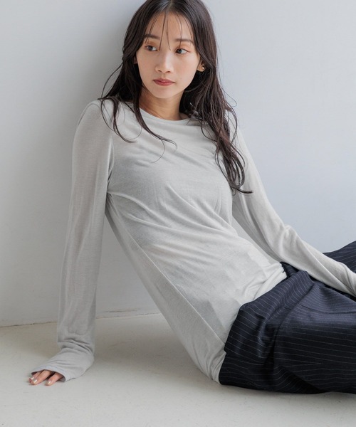 LOWRYS FARM（ローリーズファーム）の「セミシアークルーLS 141102（Tシャツ/カットソー・レディース・オフホワイト/グレー/アイボリー/ブラック・FREE）」の3枚目の写真