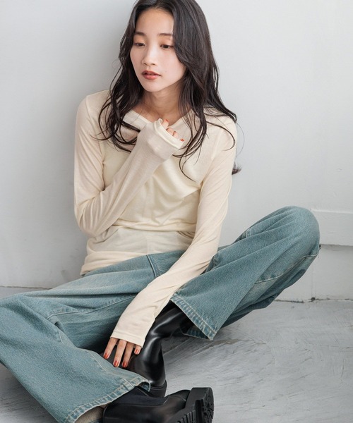 LOWRYS FARM（ローリーズファーム）の「セミシアークルーLS 141102（Tシャツ/カットソー・レディース・オフホワイト/グレー/アイボリー/ブラック・FREE）」の6枚目の写真