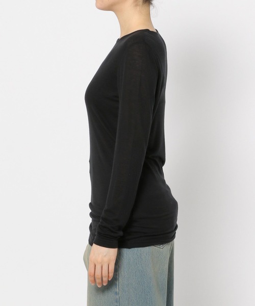 LOWRYS FARM（ローリーズファーム）の「セミシアークルーLS 141102（Tシャツ/カットソー・レディース・オフホワイト/グレー/アイボリー/ブラック・FREE）」の17枚目の写真