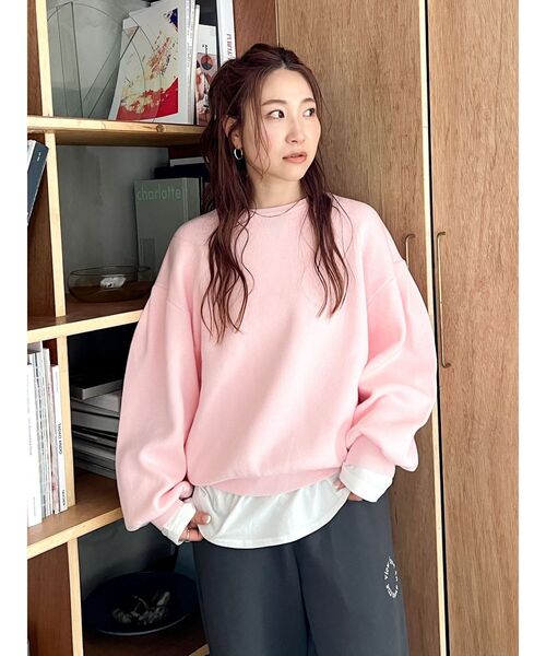 Ungrid（アングリッド）の「【WEB限定】スリーブタックスウェットライクルーズニット（ニット/セーター・レディース・ライトグレー/レッド/ピンク/ブラック/ブルー・FREE）」の4枚目の写真