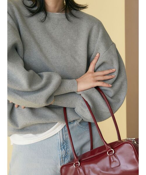 Ungrid（アングリッド）の「【WEB限定】スリーブタックスウェットライクルーズニット（ニット/セーター・レディース・ライトグレー/レッド/ピンク/ブラック/ブルー・FREE）」の10枚目の写真