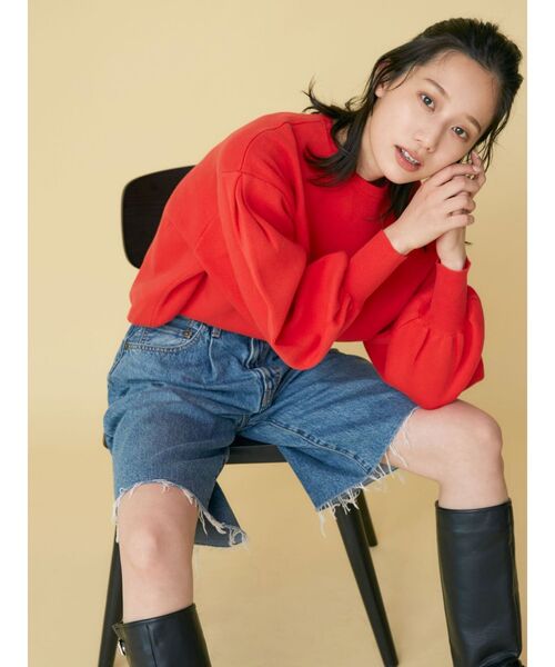 Ungrid（アングリッド）の「【WEB限定】スリーブタックスウェットライクルーズニット（ニット/セーター・レディース・ライトグレー/レッド/ピンク/ブラック/ブルー・FREE）」の14枚目の写真