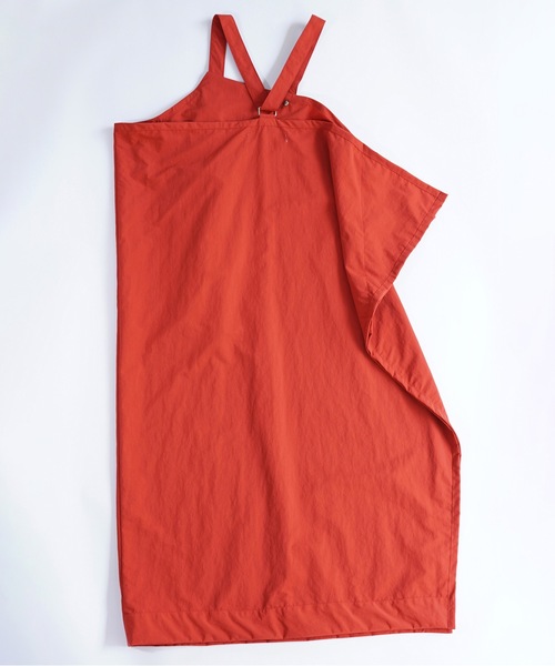 sneeuw（スニュウ）の「カット&フォールドジャンパースカート（ワンピース・レディース・レッド/ブラック・ONESIZE）」の5枚目の写真