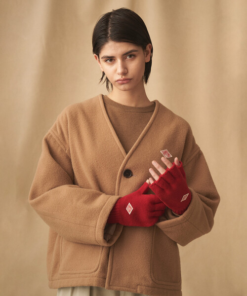 DANTON（ダントン）の「WOMEN'S SINGLE WOOL PILE V NECK JACKET（ノーカラージャケット・レディース・ネイビー/キャメル/グレー・36/34/38）」の6枚目の写真