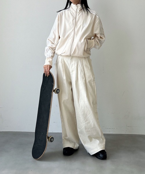 UNDERSTATEMENTs(アンダーステイトメント)の「【ユニセックス】2タック起毛チノワイドパンツ(チノパンツ・メンズ・オフホワイト/カーキ・MEDIUM/SMALL)」の10枚目の写真