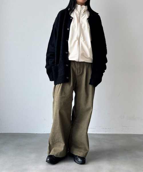 UNDERSTATEMENTs(アンダーステイトメント)の「【ユニセックス】2タック起毛チノワイドパンツ(チノパンツ・メンズ・オフホワイト/カーキ・MEDIUM/SMALL)」の21枚目の写真