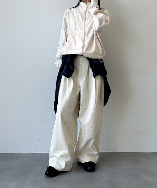 UNDERSTATEMENTs(アンダーステイトメント)の「【ユニセックス】2タック起毛チノワイドパンツ(チノパンツ・メンズ・オフホワイト/カーキ・MEDIUM/SMALL)」の14枚目の写真
