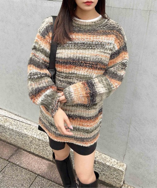 INGNI（イング）の「畦グラデーションシャギーニット（ニット/セーター・レディース・マスタード/ブルー/オレンジ・M）」の12枚目の写真