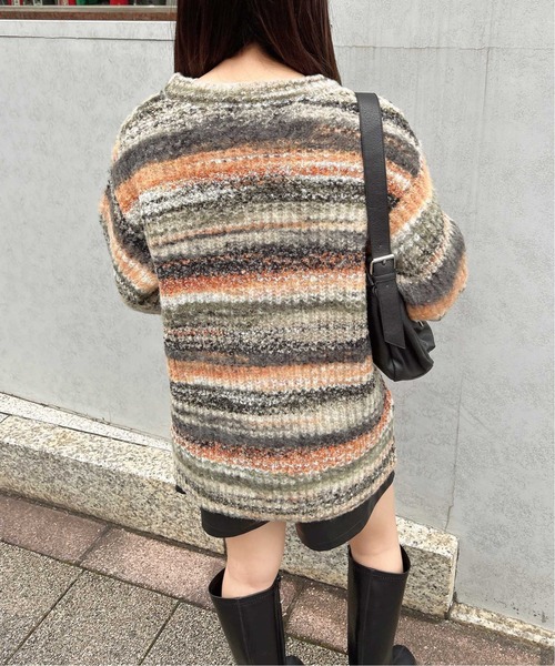 INGNI（イング）の「畦グラデーションシャギーニット（ニット/セーター・レディース・マスタード/ブルー/オレンジ・M）」の14枚目の写真