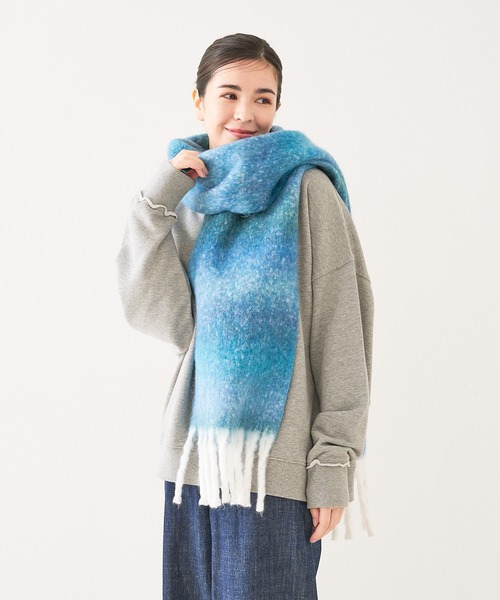 collex（コレックス）の「グラデーションマフラー（マフラー・レディース・ブラウン系その他/ブルー系その他・フリー）」の4枚目の写真