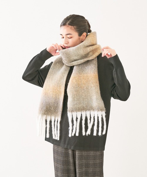 collex（コレックス）の「グラデーションマフラー（マフラー・レディース・ブラウン系その他/ブルー系その他・フリー）」の5枚目の写真