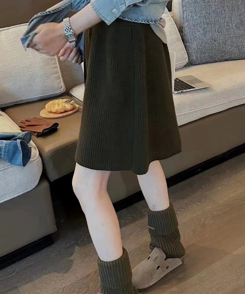 H.TOKYO(エイチトウキョウ)の「ニットワイドショートパンツ(その他パンツ・レディース・ブラック/ダークグレー/グリーン/ダークブラウン・FREE)」の9枚目の写真