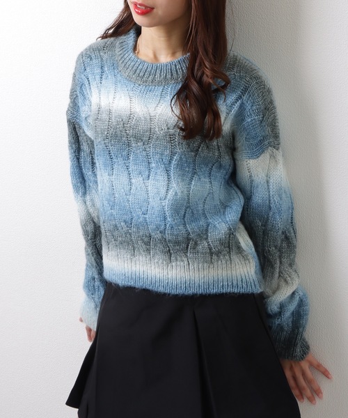 Lace Ladies(レースレディース)の「ラウンドネック ショート丈 グラデーション 配色 リブ ケーブルニット トップス(ニット/セーター・レディース・グレー/グリーン/パープル/イエロー・FREE)」の6枚目の写真