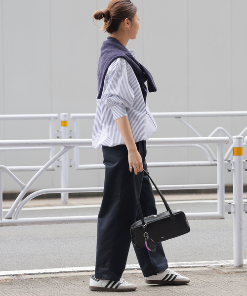 サイドバックルタックテーパードチノパンツ（チノパンツ
