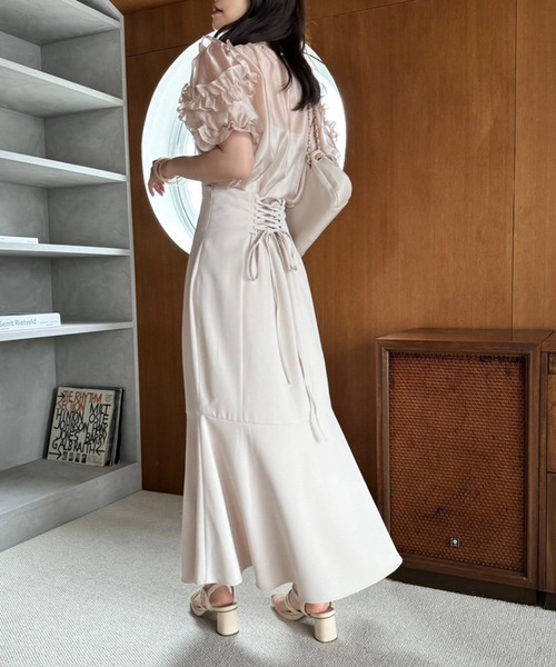 one after another NICE CLAUP（ワンアフターアナザーナイスクラップ）の「【マイナス5キロ見え】バックレースアップマーメイドスカート/WEB限定商品（スカート・レディース・アイボリー系/アイボリー/ブラック・SMALL/LARGE/MEDIUM）」の16枚目の写真