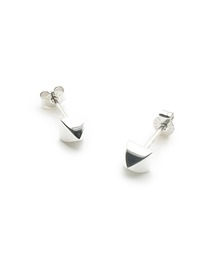 machen（マヘン）の「machen マヘン マジックスタッズシルバーピアス（ピアス（両耳用）・レディース）」