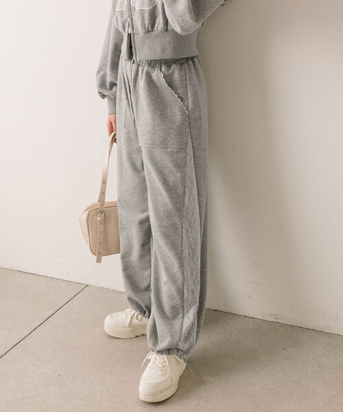 OLIVE des OLIVE（オリーブデオリーブ）の「サイドレーススウェットパンツ（その他パンツ・レディース・オフホワイト/トップグレー/ピンク・FREE）」の3枚目の写真