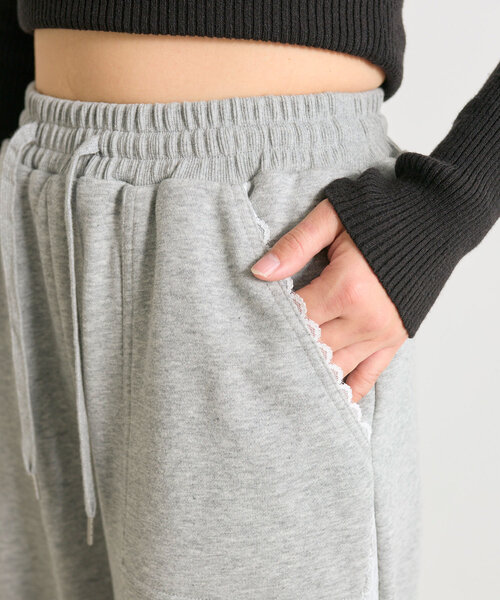 OLIVE des OLIVE（オリーブデオリーブ）の「サイドレーススウェットパンツ（その他パンツ・レディース・オフホワイト/トップグレー/ピンク・FREE）」の11枚目の写真