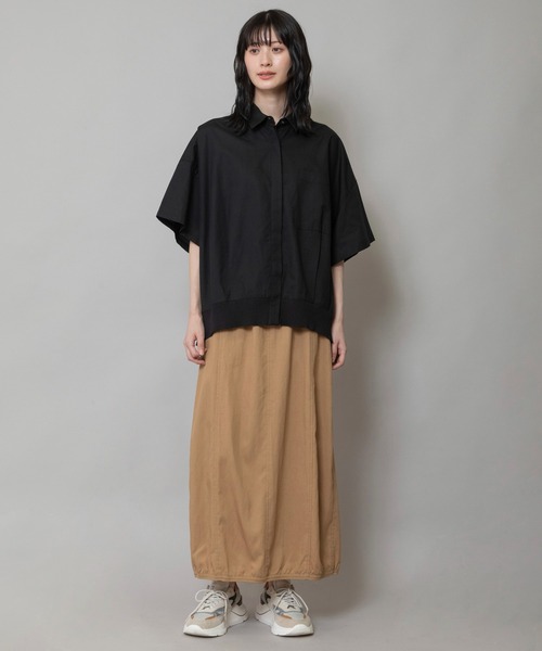 Munich(ミューニック)の「コットンリヨセルオックスリブヘムシャツ(シャツ/ブラウス・レディース・ホワイト/ブラック/サックスブルー/ネイビー×ホワイト・FREE)」の19枚目の写真