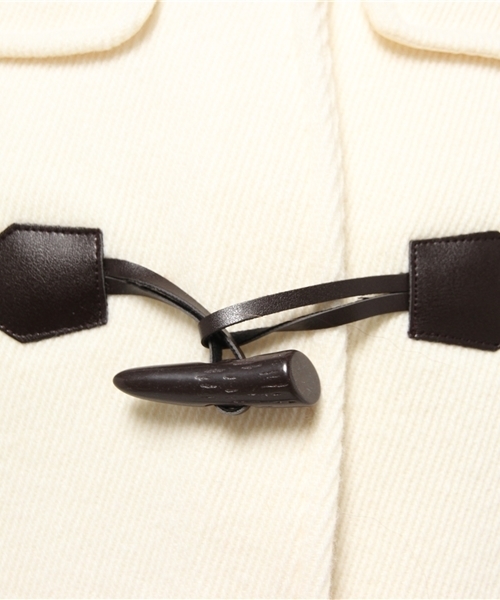 UNRELISH（アンレリッシュ）の「ファーフードショートダッフルコート（ダッフルコート・レディース・ホワイト/キャメル/ブラック・SMALL/MEDIUM）」の8枚目の写真